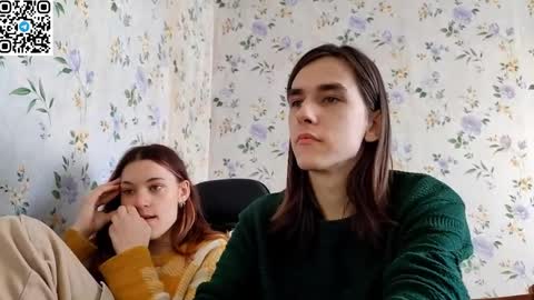 Lisa and Vlad online show from April 2026 07:09:01 AM