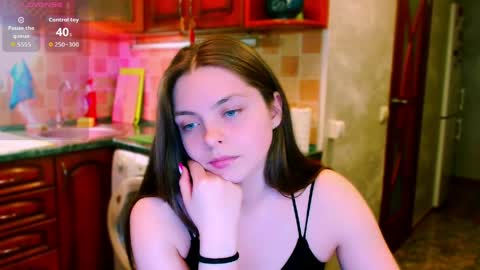 RutaYoung online show from April 2026 09:06:02 PM