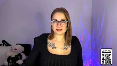 Snapshot of ruthless_111 chatting on October 2025 07:29:02 PM Nika online show from October 2025 07:29:02 PM