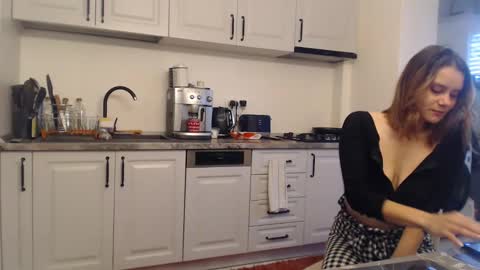 ruxandradanny online show from December 2024 07:08:01 AM