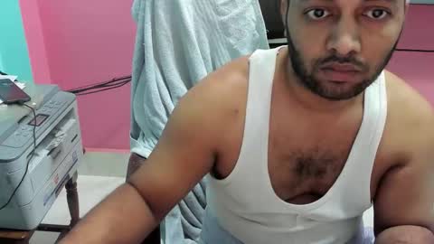 rwb17 online show from October 2025 02:17:02 AM