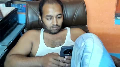Snapshot of rwb17 chatting on April 2026 01:41:01 PM rwb17 online show from April 2026 01:41:01 PM