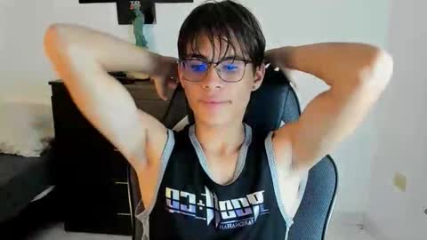 Snapshot of ryan_bronw chatting on May 2026 05:12:01 AM Nathan online show from May 2026 05:12:01 AM