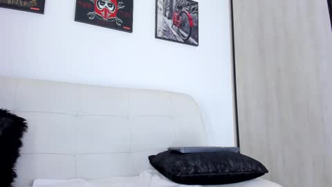 Ryan  online show from February 2025 06:07:01 AM