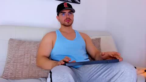 Ryan  online show from October 2025 03:24:02 AM