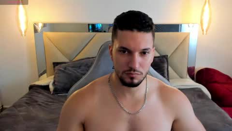 Snapshot of ryan_ward79 chatting on May 2026 12:21:02 PM Ryan online show from May 2026 12:21:02 PM