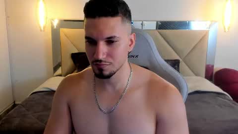 Snapshot of ryan_ward79 chatting on June 2026 01:43:02 PM Ryan online show from June 2026 01:43:02 PM