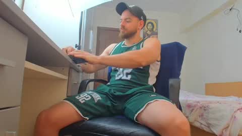Snapshot of ryanstone_ chatting on June 2026 05:57:01 AM Ryanstone online show from June 2026 05:57:01 AM