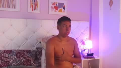 Snapshot of ryder_n_violet chatting on January 2025 07:26:01 PM Ryder and Violet online show from January 2025 07:26:01 PM