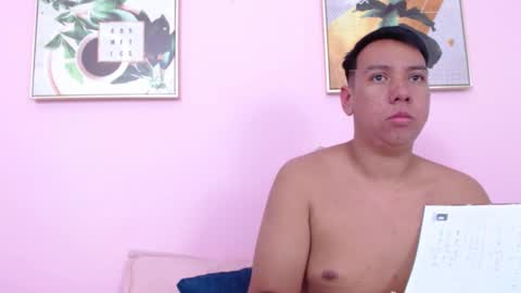 Snapshot of ryder_n_violet chatting on February 2025 05:12:01 AM Ryder and Violet online show from February 2025 05:12:01 AM