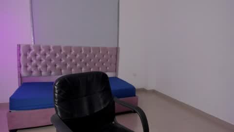ryo_kush0 online show from August 2026 12:52:01 PM