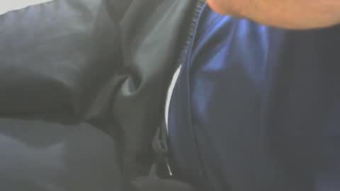 Snapshot of s201174370 chatting on October 2025 06:52:02 PM Cloney online show from October 2025 06:52:02 PM