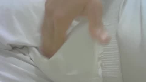 Snapshot of s201174370 chatting on October 2025 06:32:01 PM Cloney online show from October 2025 06:32:01 PM