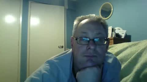 Snapshot of s536sny18 chatting on March 2026 05:05:01 PM s536sny18 online show from March 2026 05:05:01 PM