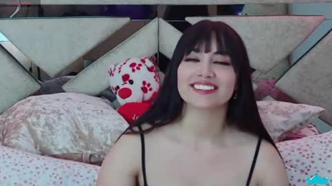 Snapshot of saabrina__ chatting on July 2026 04:12:02 PM Bri online show from July 2026 04:12:02 PM