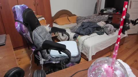 1141323  my Lord Mister Max   moms treasure online show from January 2025 06:39:01 AM