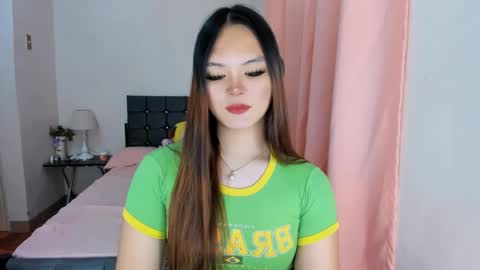 sabrina_hilson online show from October 2025 03:18:01 PM