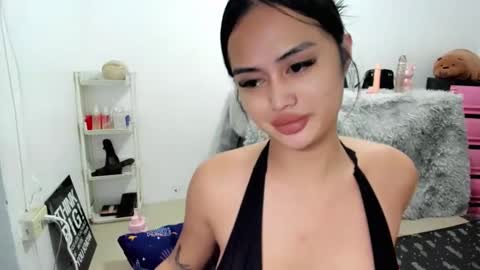 Snapshot of sabrina_inviting chatting on January 2026 01:53:02 AM Sabrina online show from January 2026 01:53:02 AM