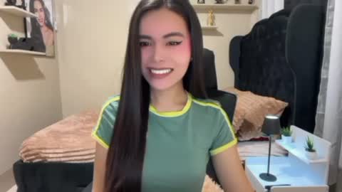 Snapshot of sabrinamadonna54 chatting on June 2026 10:19:02 AM sabrinamadonna54 online show from June 2026 10:19:02 AM