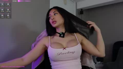 Snapshot of sabrinasarcade chatting on February 2025 04:25:02 PM Sabrina online show from February 2025 04:25:02 PM