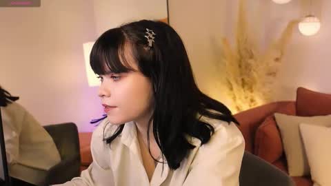 Sabrina online show from March 2026 09:33:02 AM