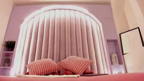 S A B R I N A  online show from November 2025 11:43:02 AM