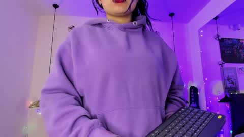 Snapshot of sabrinav_ chatting on May 2026 11:17:01 AM Sabrina online show from May 2026 11:17:01 AM