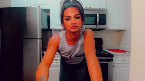 Sacha online show from February 2025 01:22:01 AM