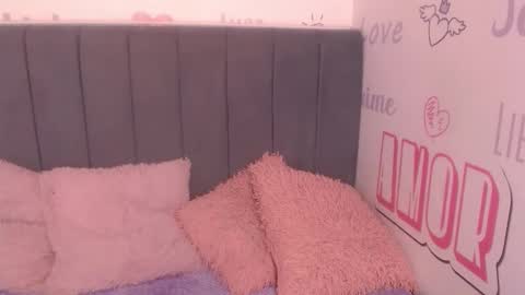 Snapshot of sachabratzx chatting on February 2026 12:54:02 PM Sacha online show from February 2026 12:54:02 PM