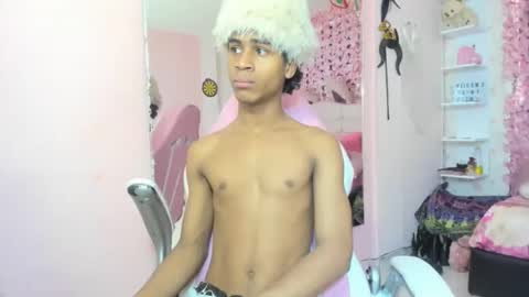 Snapshot of sack_wink chatting on September 2025 07:38:01 PM sack_wink online show from September 2025 07:38:01 PM