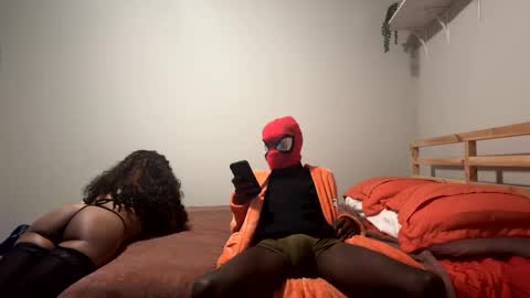 Snapshot of sacredsexuals chatting on December 2024 12:27:01 AM Sacred Sexuals online show from December 2024 12:27:01 AM