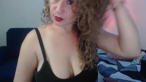sacrletardiente online show from May 2026 11:45:02 PM