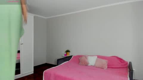 Snapshot of sacura_sacura chatting on February 2026 08:10:01 AM Sacura online show from February 2026 08:10:01 AM