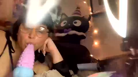 sweet angel baby  online show from October 2025 02:04:01 AM
