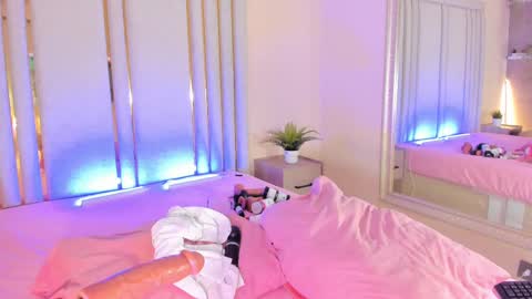 Snapshot of saekohofman chatting on February 2025 07:23:01 AM Mara online show from February 2025 07:23:01 AM