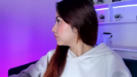 Cami online show from February 2026 07:00:02 PM