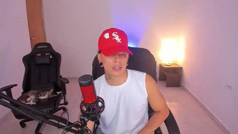 saenz_hotx online show from November 2025 09:11:01 PM