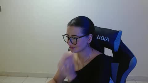 Snapshot of sahaliefox_ chatting on February 2026 03:24:02 PM Sahaliefox online show from February 2026 03:24:02 PM