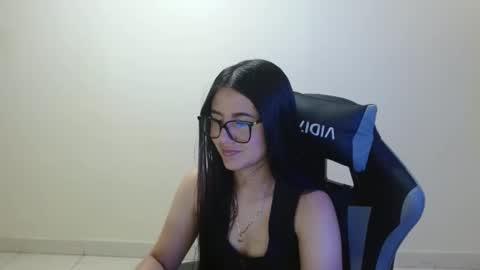 Snapshot of sahaliefox_ chatting on February 2026 03:54:02 PM Sahaliefox online show from February 2026 03:54:02 PM