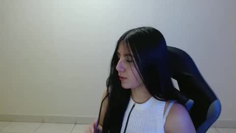 Snapshot of sahaliefox_ chatting on May 2026 09:12:02 PM Sahaliefox online show from May 2026 09:12:02 PM