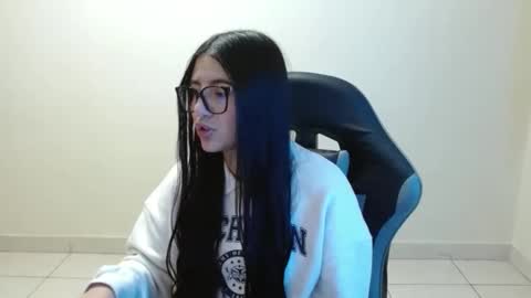 Snapshot of sahaliefox_ chatting on June 2026 07:02:02 PM Sahaliefox online show from June 2026 07:02:02 PM