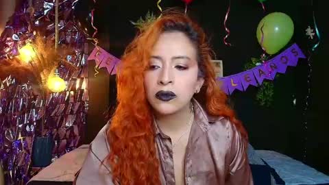 Snapshot of sahra_tayl0r_ chatting on May 2026 02:22:01 PM SARA online show from May 2026 02:22:01 PM