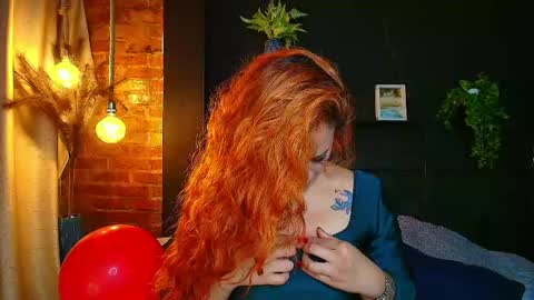 Snapshot of sahra_tayl0r_ chatting on May 2026 03:29:02 PM SARA online show from May 2026 03:29:02 PM