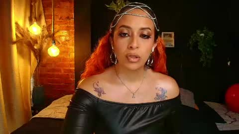 Snapshot of sahra_tayl0r_ chatting on May 2026 04:15:02 PM SARA online show from May 2026 04:15:02 PM