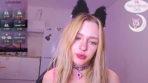 Sofia online show from March 2026 11:02:01 PM