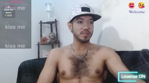 Snapshot of saint_castle chatting on February 2026 10:50:02 PM Saint Castle online show from February 2026 10:50:02 PM