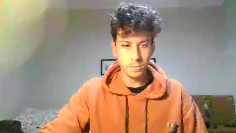 Snapshot of saint_nott chatting on May 2026 10:28:01 PM saint_nott online show from May 2026 10:28:01 PM