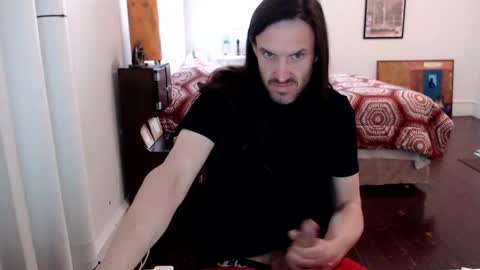 Snapshot of saintreeves chatting on December 2024 05:22:01 PM SaintReeves online show from December 2024 05:22:01 PM