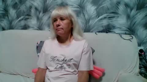 Snapshot of sakura_blonde chatting on October 2025 05:38:01 AM sakura_blonde online show from October 2025 05:38:01 AM