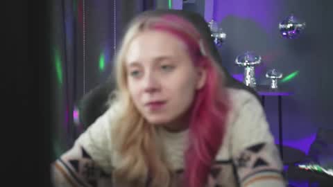 sakurabliss online show from October 2025 01:01:01 PM